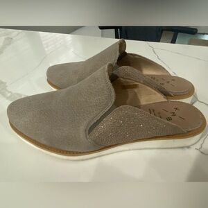 Anthropologie KMB Slide Mule Sneakers Size 39